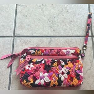 Vera bradley wristlet